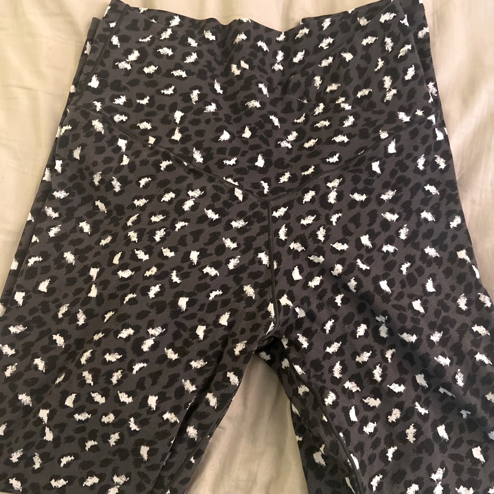 tik tok viral Aerie Crossover Leggings (NWOT)